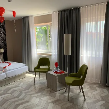 Thoeles*** In Vilsen Hotel